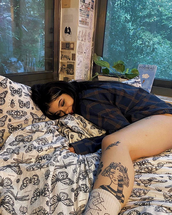 evasela__ instagram image archive image
