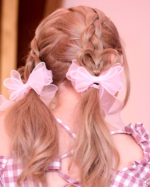 peachmilky_ instagram image archive image