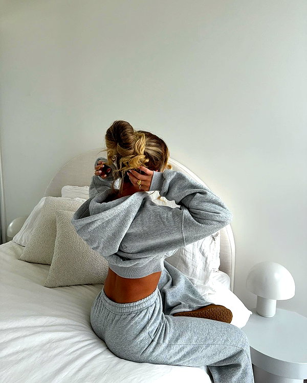 allieauton instagram image archive image