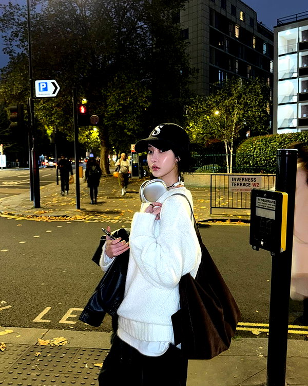 daxbin instagram image archive image