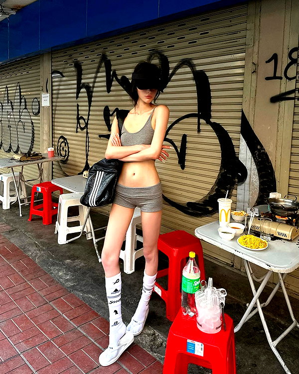fair_mua instagram image archive image