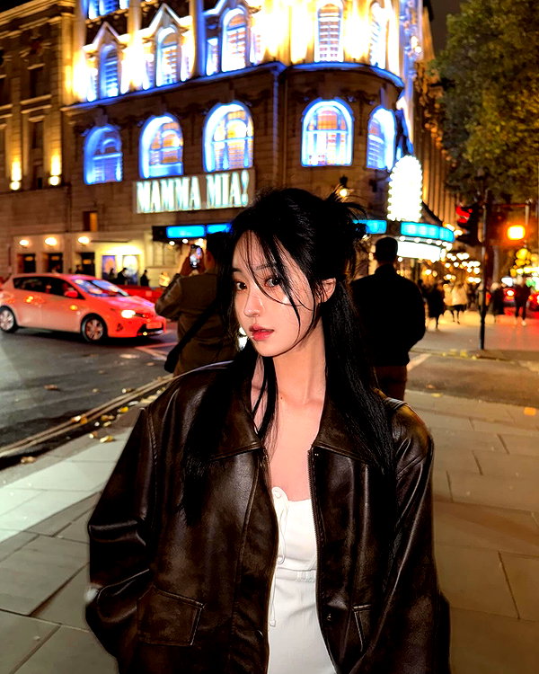 daxbin instagram image archive image