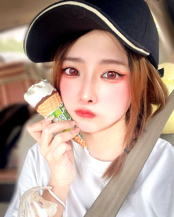 erokochiba instagram image archive image