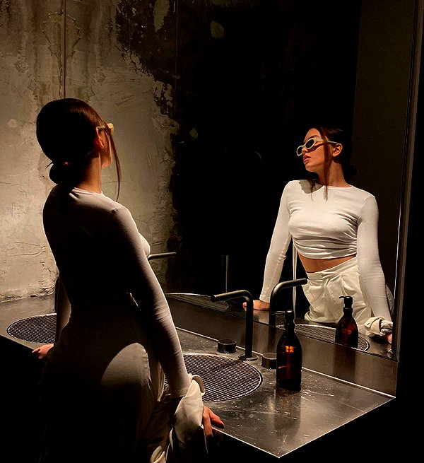 veroni22ka instagram image archive image