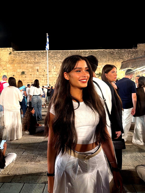 yuvalhazan___ instagram image archive image