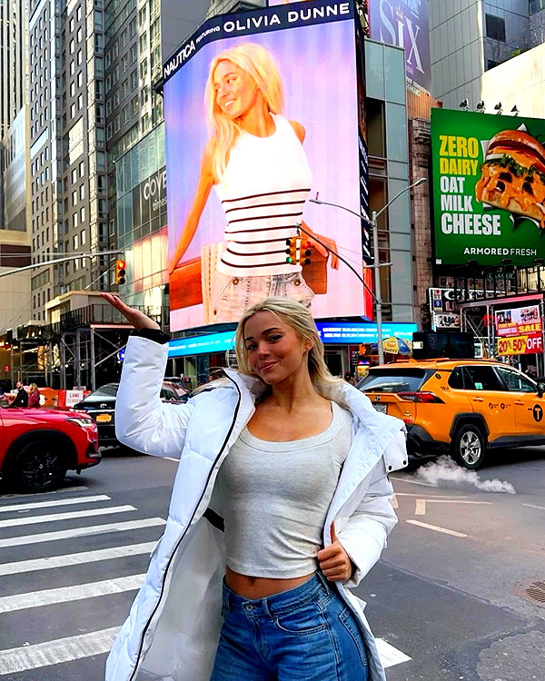 livvydunne instagram image archive image