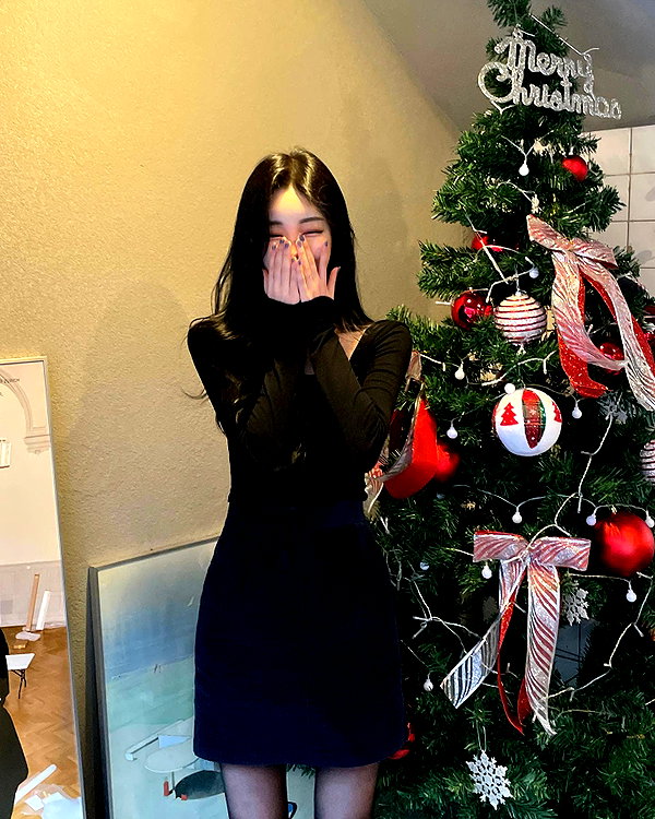 daxbin instagram image archive image