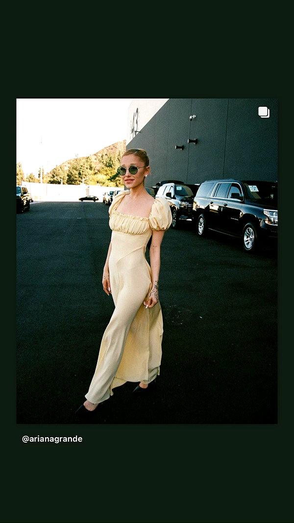 arianagrande instagram image archive image
