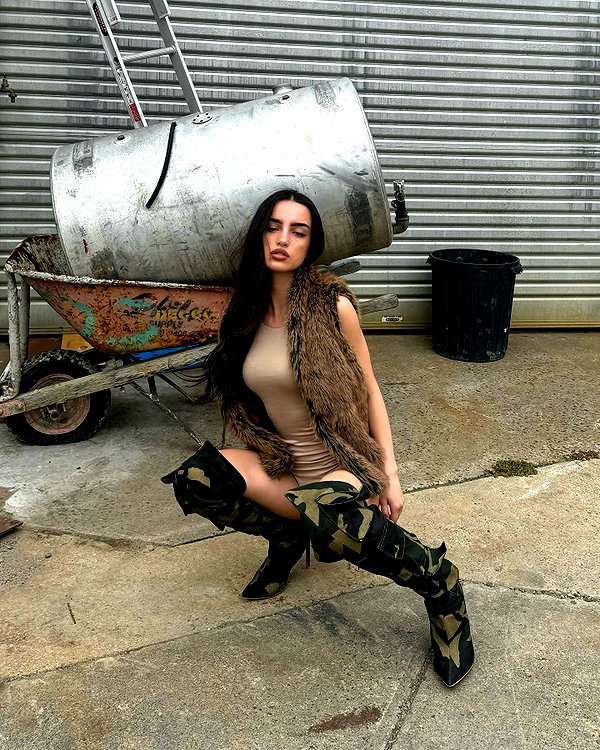 ellachristo instagram image archive image