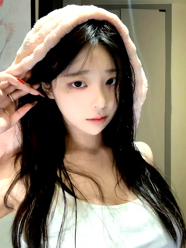 yingyinng_ instagram image archive image