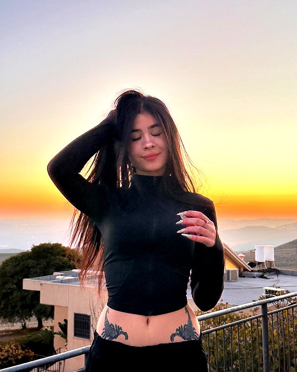 evasela__ instagram image archive image