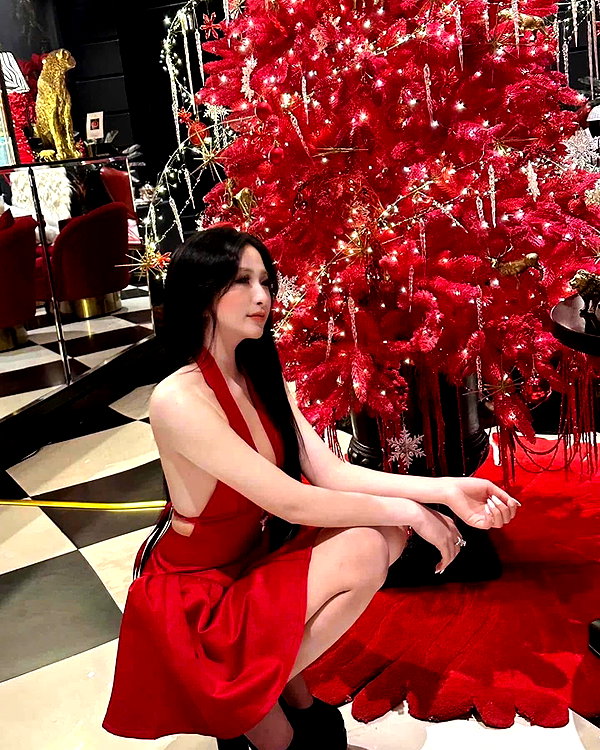 lyhythuedoxinh instagram image archive image