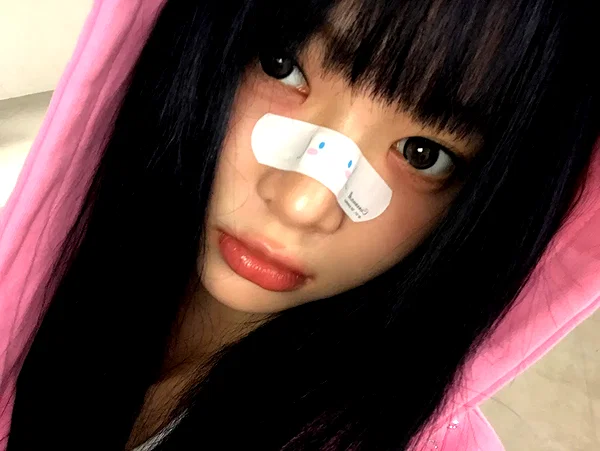 hhh.e_c.v instagram image archive image
