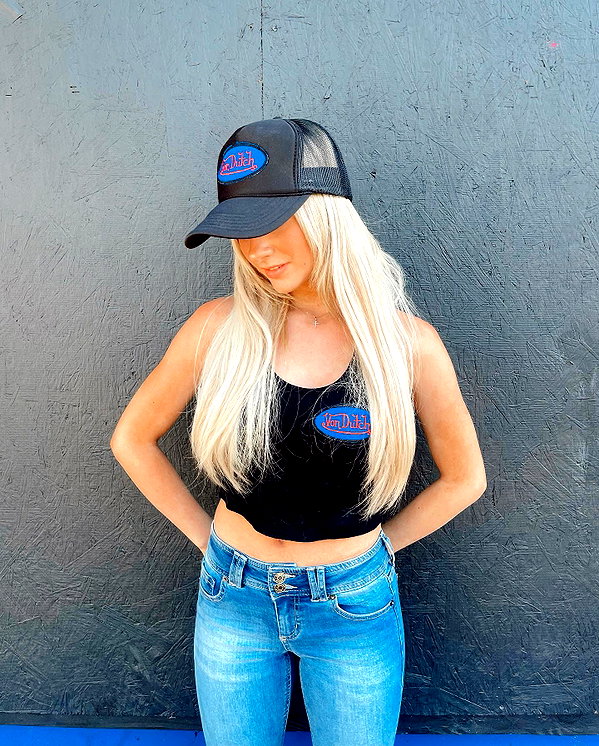 ellianawalmsley instagram image archive image