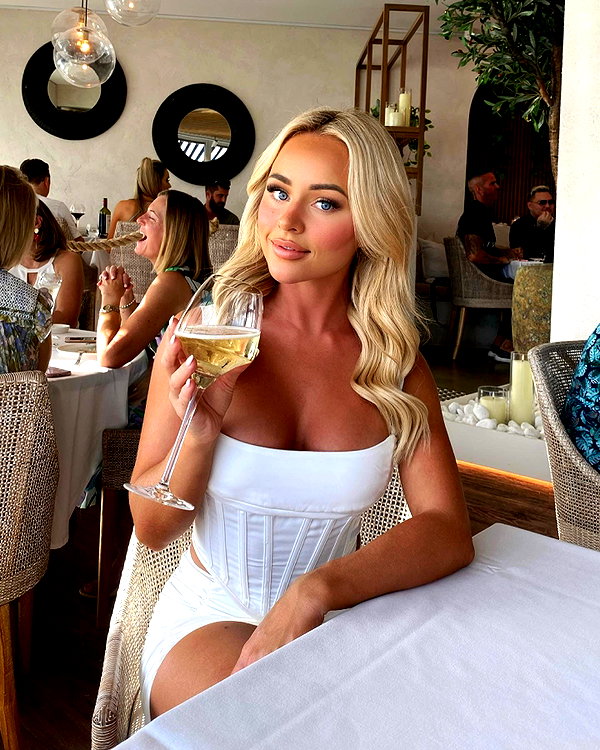 allieauton instagram image archive image