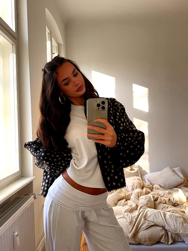 emmaaurora instagram image archive image
