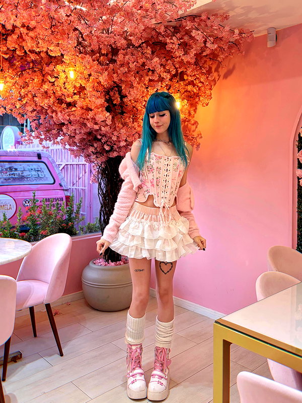 jadelaverne instagram image archive image