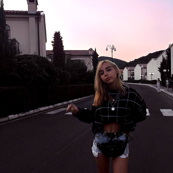 karin_orhov instagram image archive image