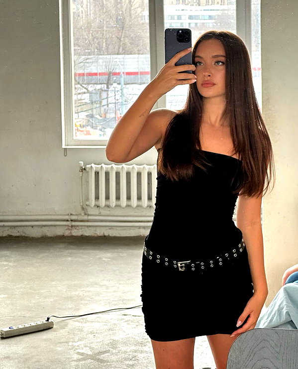 veroni22ka instagram image archive image