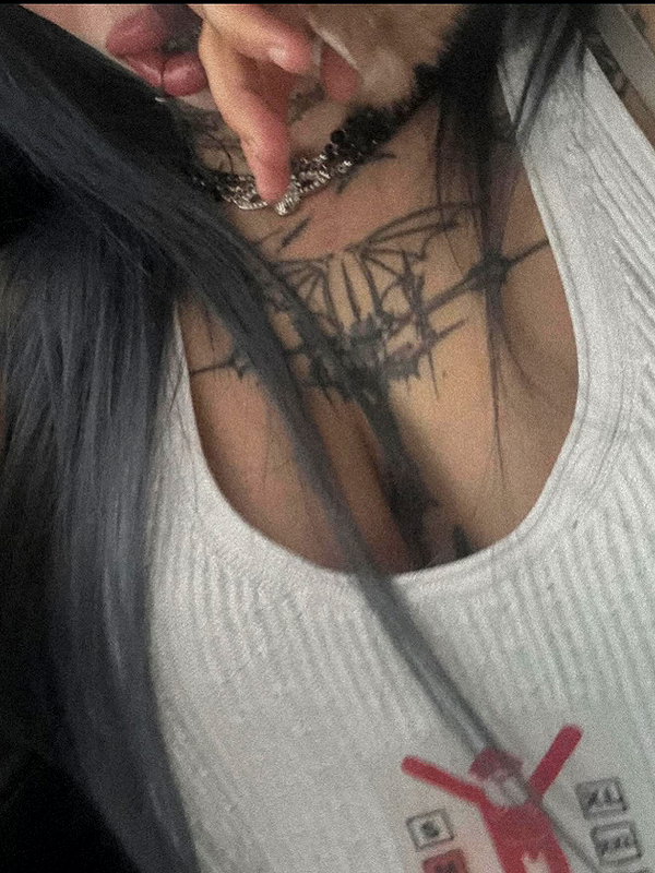 zommmbri instagram image archive image
