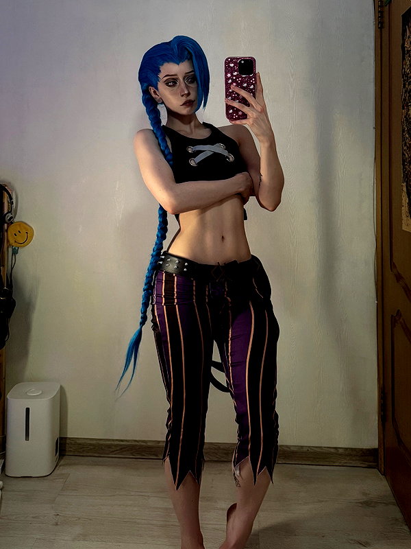 zira_merz instagram image archive image