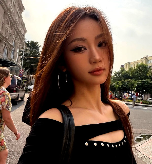 lyhythuedoxinh instagram image archive image