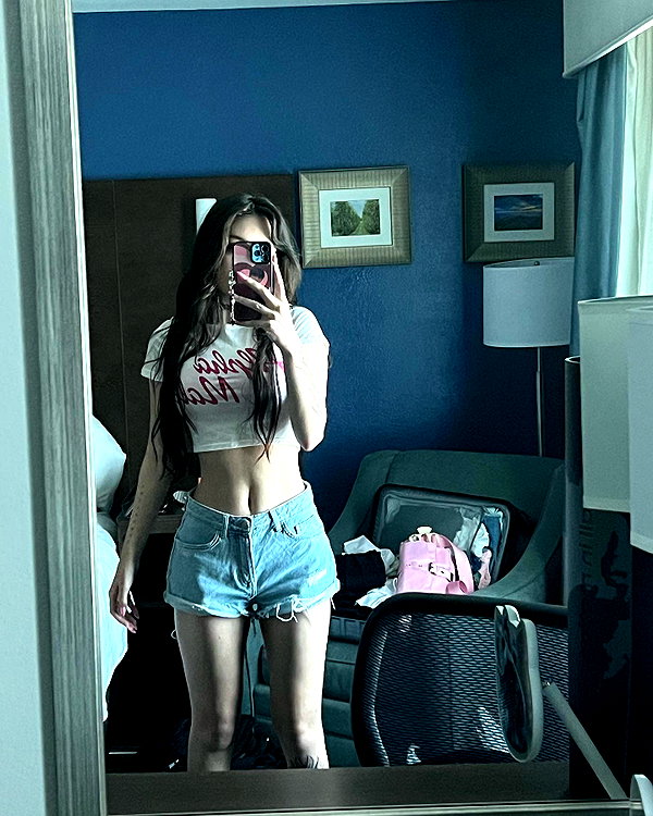 beebeeasmr18 instagram image archive image