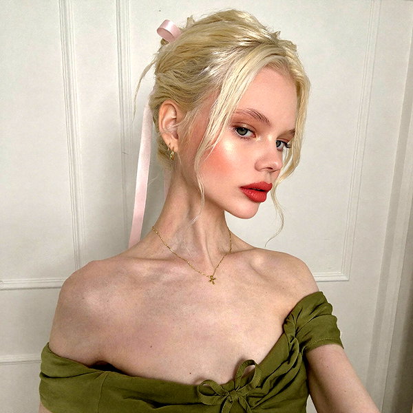 alisen.mari instagram image archive image