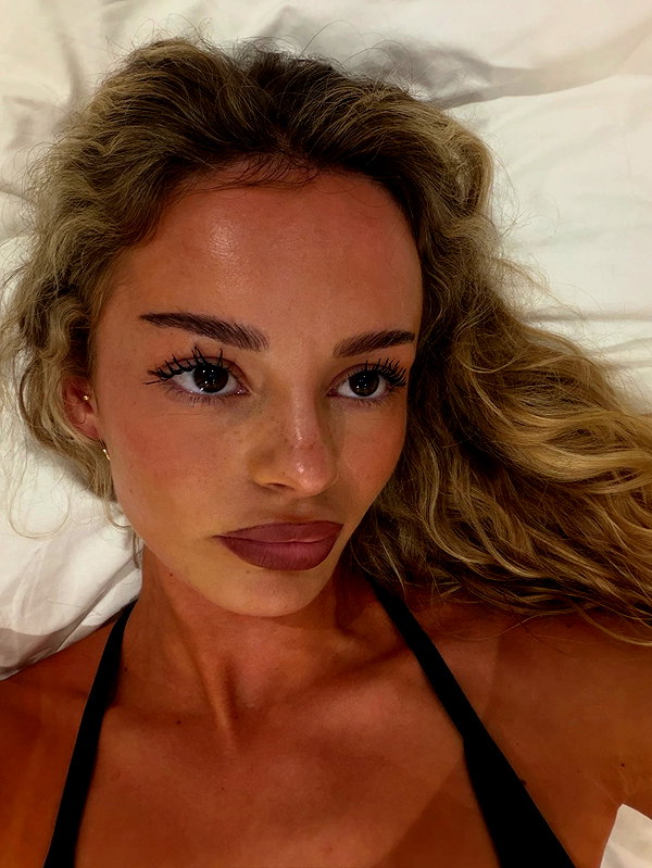 brontesheppeard instagram image archive image