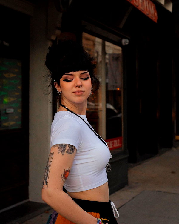 yeahimcaroline instagram image archive image