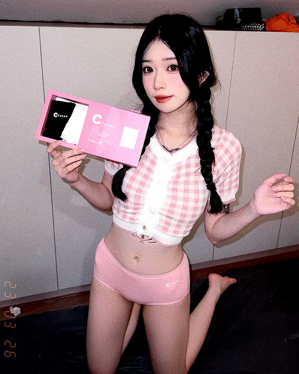 nixqq.425_ instagram image archive image