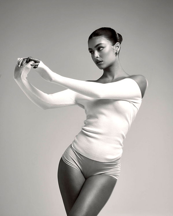 oliviaphillipps instagram image archive image