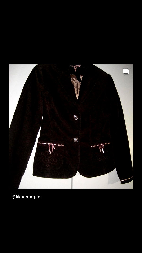 kk.vintagee archive image