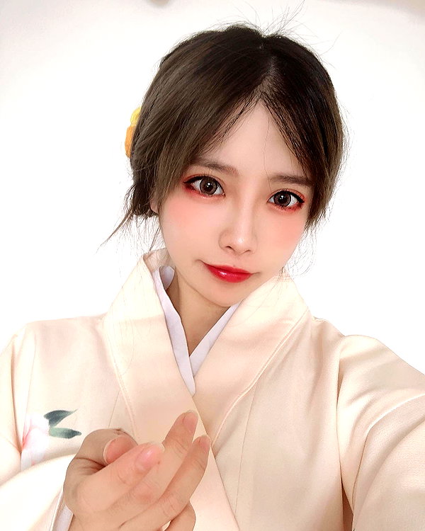 erokochiba instagram image archive image