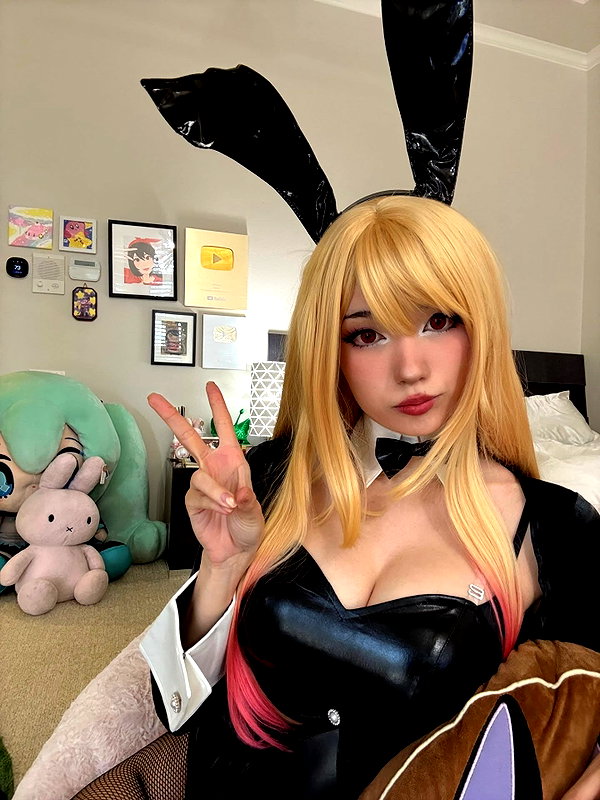 emiru.jpg instagram image archive image