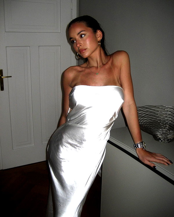 zoeliss instagram image archive image