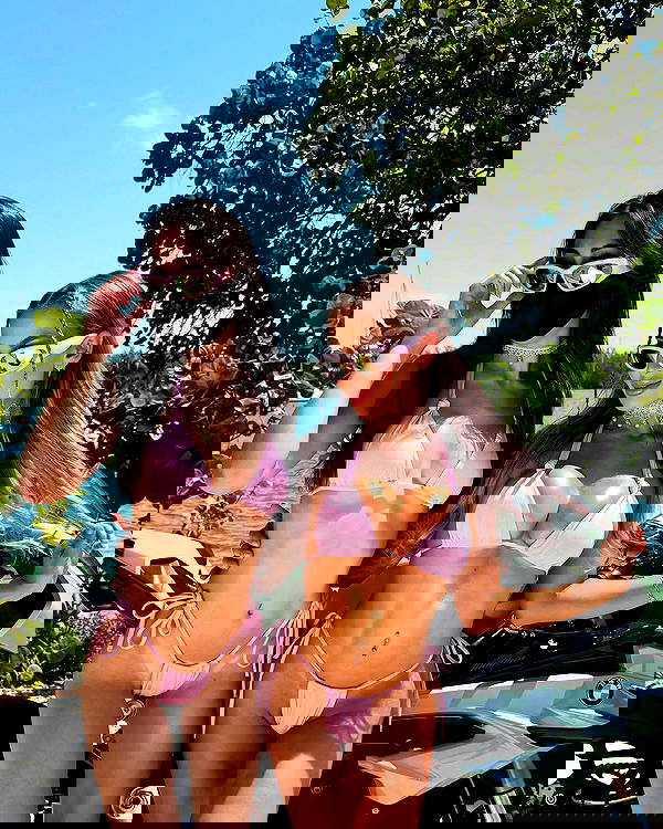 itshayleydavies itshayleydavies archive image