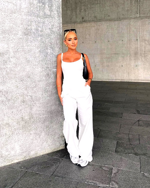 allieauton instagram image archive image