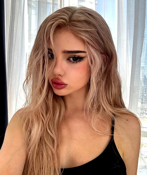 baddiesessence instagram image archive image