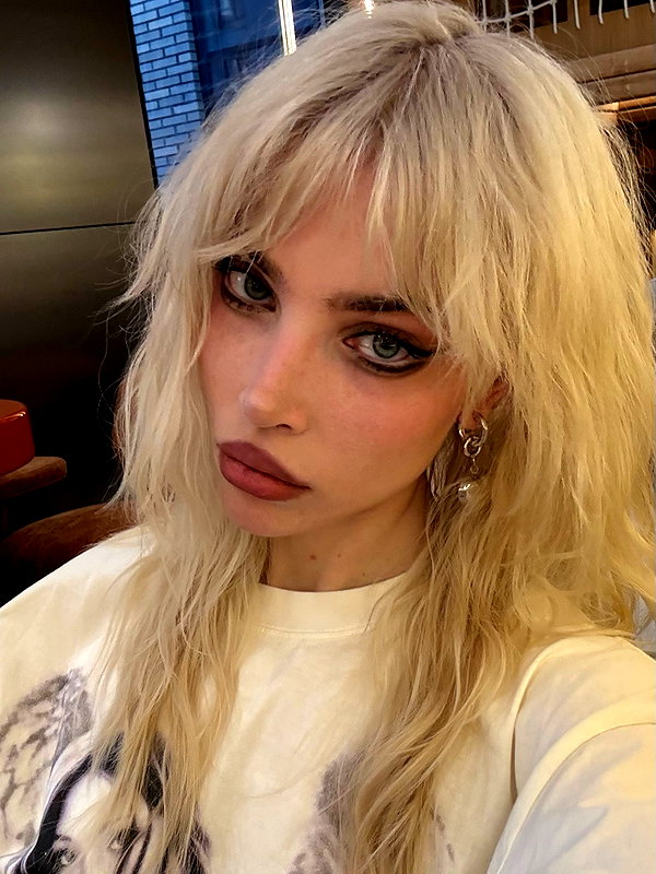 anya4everr instagram image archive image