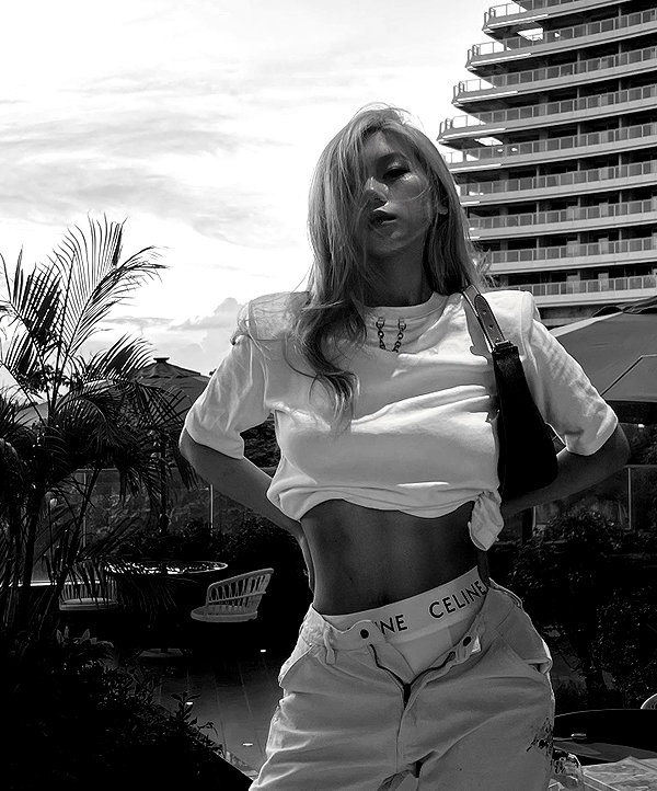 kelseydopegal instagram image archive image
