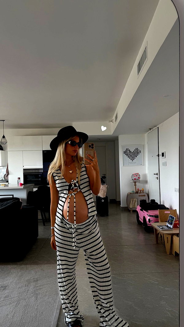 barzomer instagram image archive image
