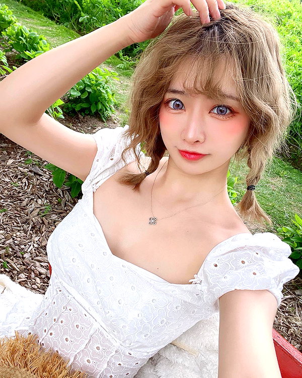 erokochiba instagram image archive image