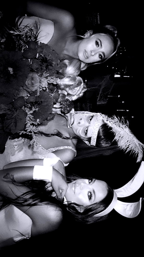 arianagrande instagram image archive image