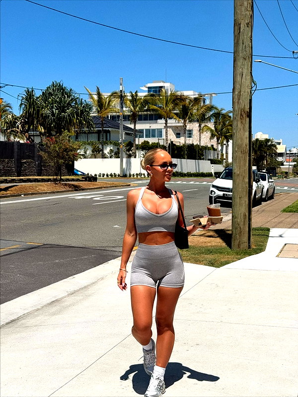 allieauton instagram image archive image