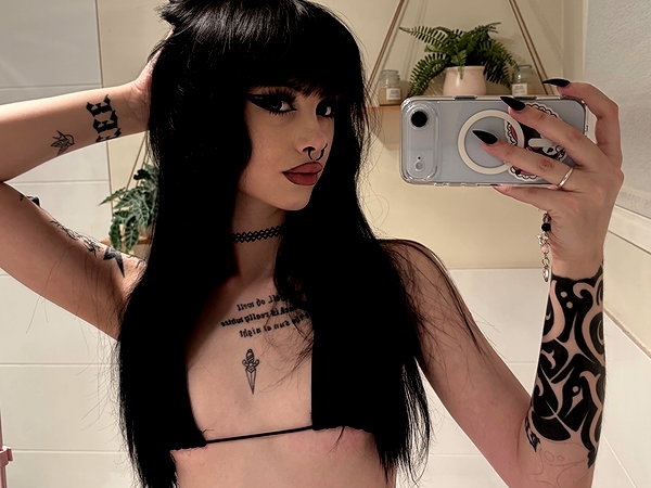 livindeadyaz instagram image archive image
