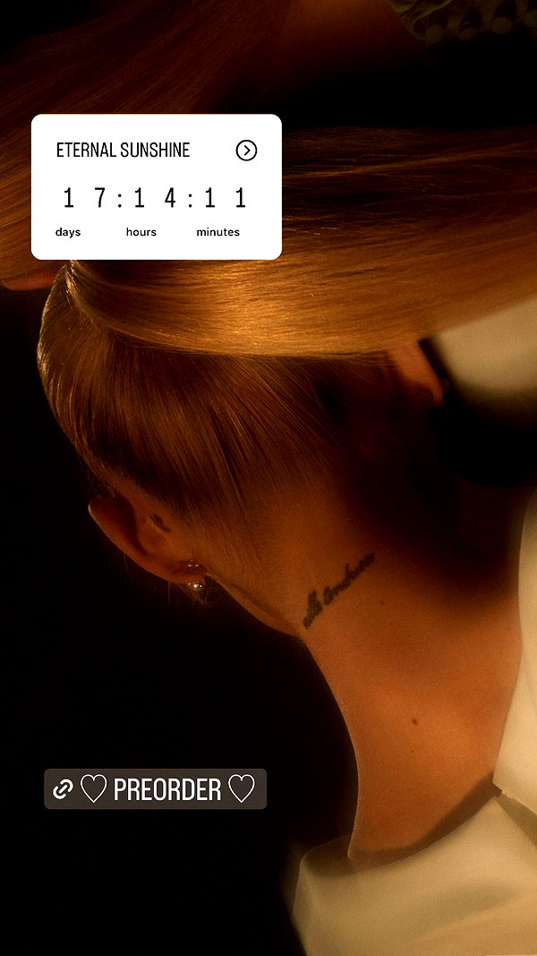 arianagrande instagram image archive image