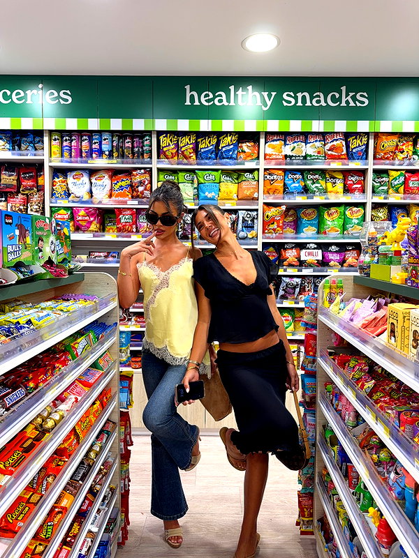 oliviaphillipps instagram image archive image