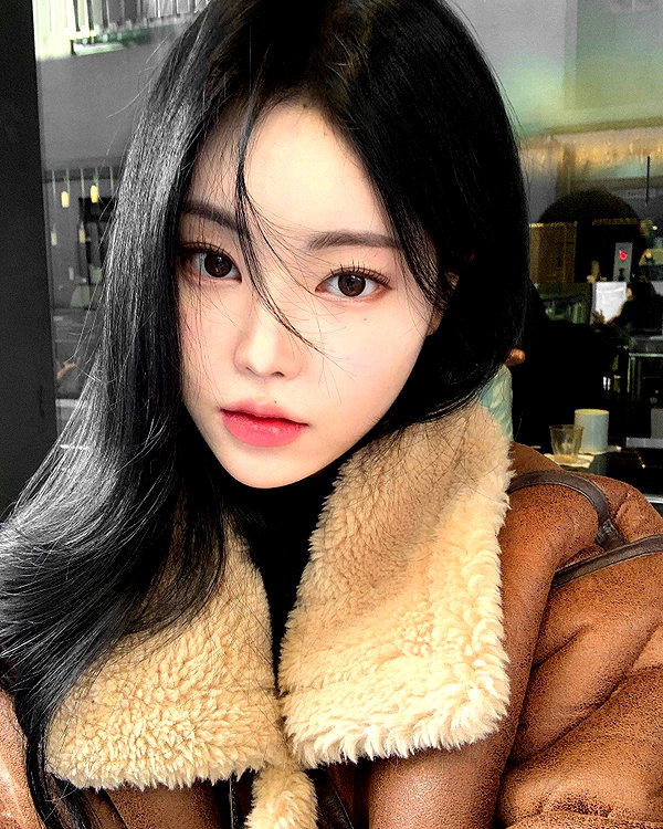 daxbin instagram image archive image