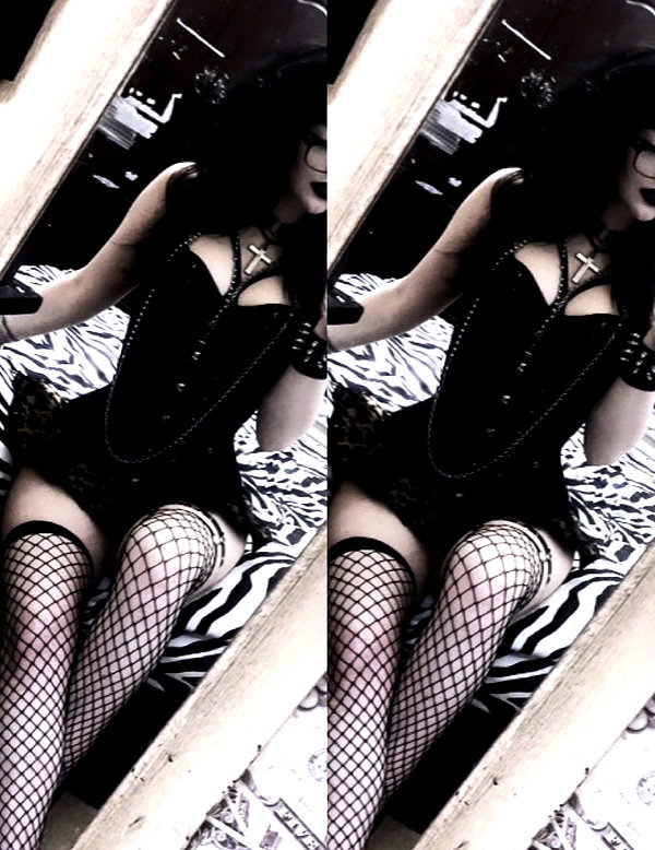 dollparts444 instagram image archive image